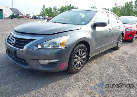 2015 Nissan Altima 2.5 S из США, поврежденный, VIN 1N4AL3AP1FN903817